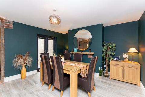 3 bedroom end of terrace house for sale, Station Road, Penygroes, Caernarfon, Gwynedd, LL54