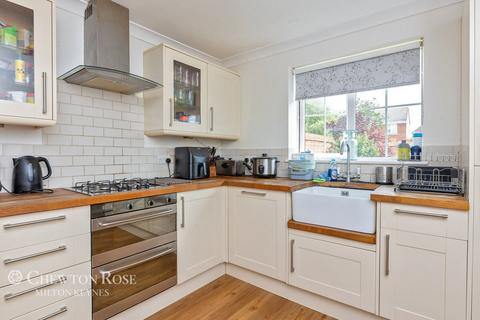 undefined, Newport Road, Woburn Sands