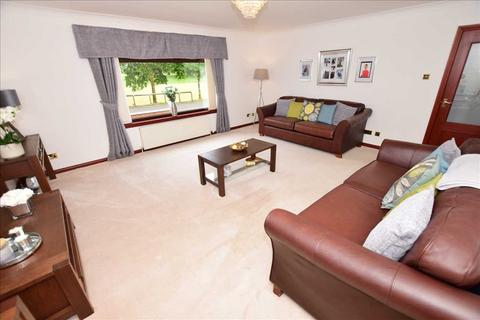 5 bedroom detached house for sale, Kirk Road, Shotts