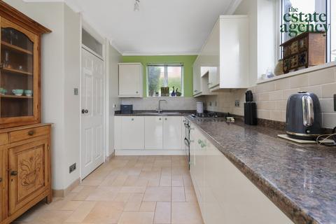 45 Boardman Avenue, London, E4 7QB
