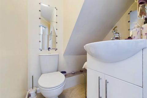 179 Bodiam Avenue, Tuffley, Gloucester, GL4 0TN