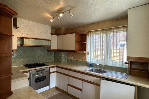 28 Aster Avenue, Kidderminster, DY11 5DT