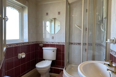 28 Aster Avenue, Kidderminster, DY11 5DT