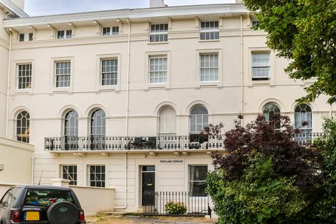 1 bedroom flat for sale, Portland Terrace, Southsea