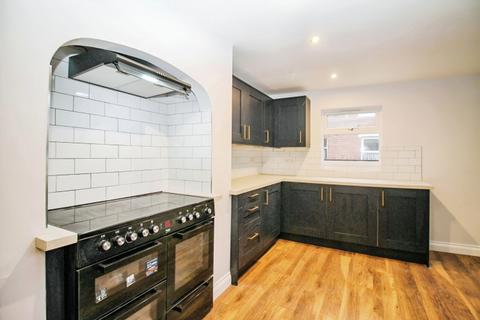 1 bedroom house to rent, Laurel Terrace, Armley, Leeds, West Yorkshire, LS12