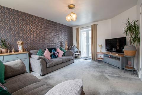 4 bedroom end of terrace house for sale, Lantoom Way, Dobwalls, PL14