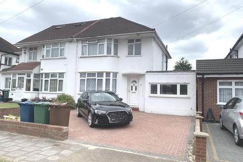 4 bedroom semi-detached house to rent, Welbeck Road, HA2