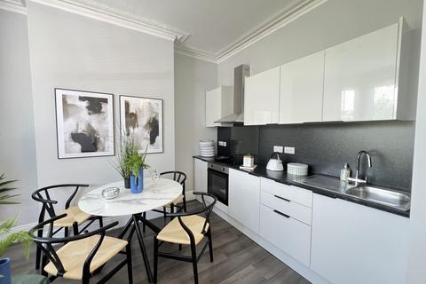 3 bedroom flat to rent, Laleham Rd, Catford, SE6