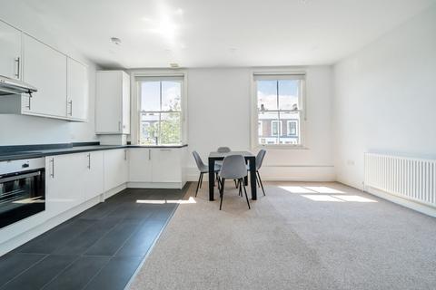 2 bedroom apartment for sale, Askew Crescent, London