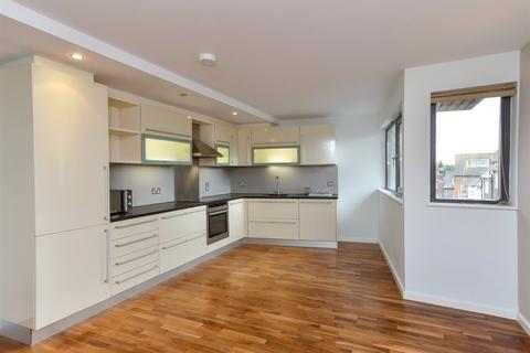 1 bedroom ground floor flat for sale, St. Nicholas Lane, Lewes, East Sussex