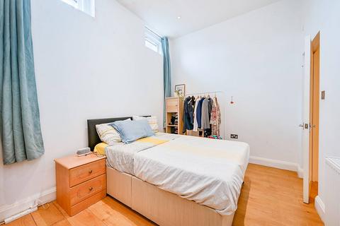 1 bedroom flat to rent, High Street, Acton, London, W3