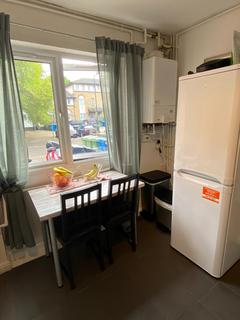 4 bedroom terraced house to rent, Oxley Close, London, SE1