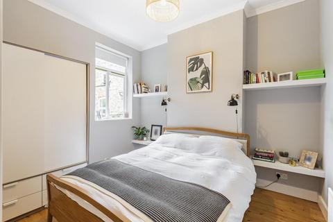 1 bedroom flat for sale, Cambray Road, Balham