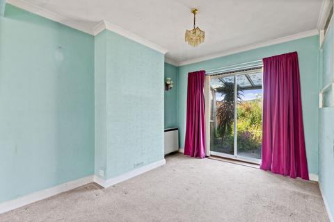 3 bedroom terraced house for sale, Kings Road, Elms Vale, Dover, CT17