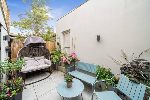 4 bedroom house for sale, Cassidy Road, Fulham, London, SW6