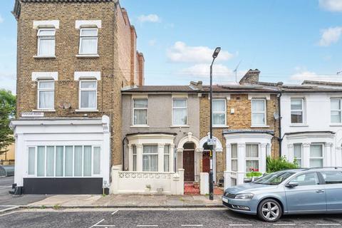 3 bedroom terraced house for sale, Fenham Road, Peckham, London, SE15