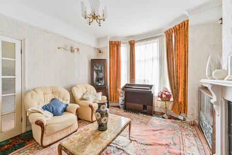 3 bedroom terraced house for sale, Fenham Road, Peckham, London, SE15