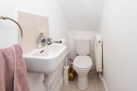 151 Cross Hill, Ecclesfield, Sheffield, S35 9WS