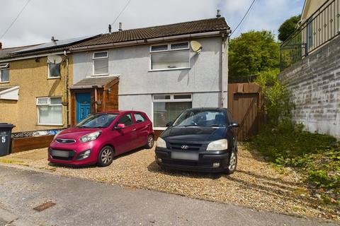 3 bedroom end of terrace house for sale, Vale View, Beaufort, NP23