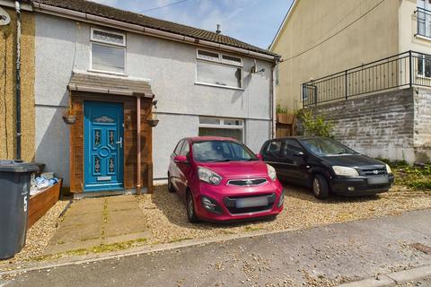 3 bedroom end of terrace house for sale, Vale View, Beaufort, NP23