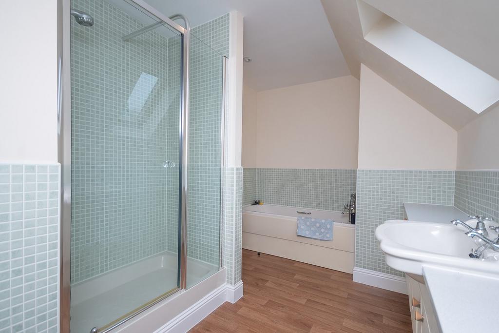 Guest suite