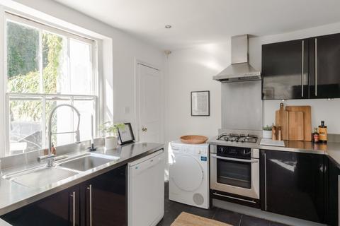 2 bedroom flat for sale, Colville Terrace, Notting Hill