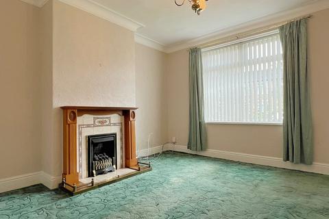 3 bedroom terraced house for sale, Carr Bottom Avenue, Bankfoot, Bradford, BD5