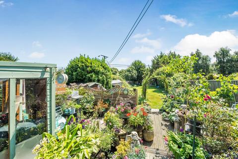 3 bedroom end of terrace house for sale, Bath Road,  Woolhampton,  RG7