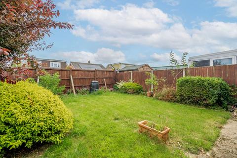 2 Chestnut Road, Dickleburgh, Diss, IP21 4PA