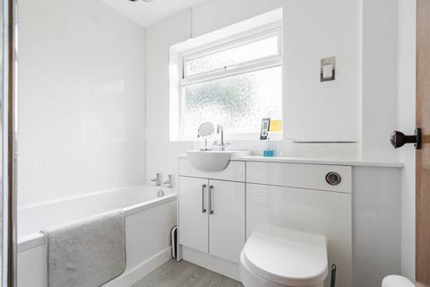 2 Chestnut Road, Dickleburgh, Diss, IP21 4PA