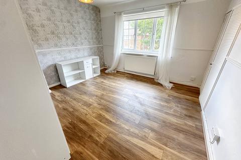5 bedroom house to rent, Laurie Road, London W7
