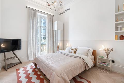 2 bedroom apartment for sale, Eccleston Square, London SW1V