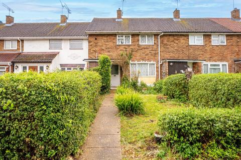 91 Honeypot Lane, Fryerns, Basildon, SS14 2LH