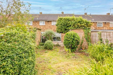 91 Honeypot Lane, Fryerns, Basildon, SS14 2LH