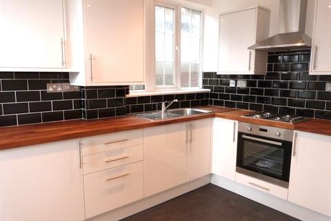 2 bedroom flat to rent, GOLDERS WAY, London, NW11