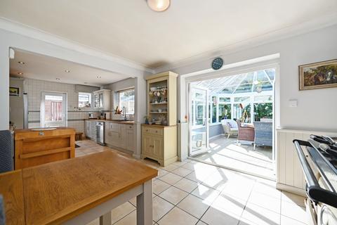 Whispers Bartley Road, Woodlands, Southampton, SO40 7GN