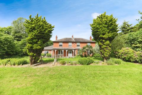 4 bedroom detached house for sale, Hull Road, Aldbrough, Hull, East Riding of Yorkshire, HU11 4QR