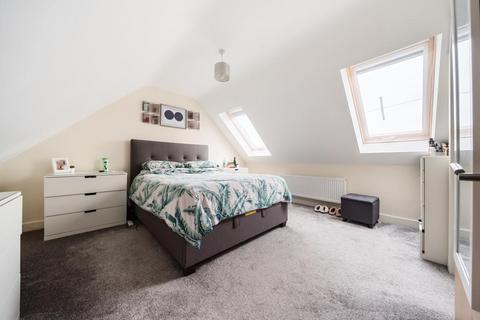 3 bedroom end of terrace house for sale, Middle Barton,  Oxfordshire,  OX7