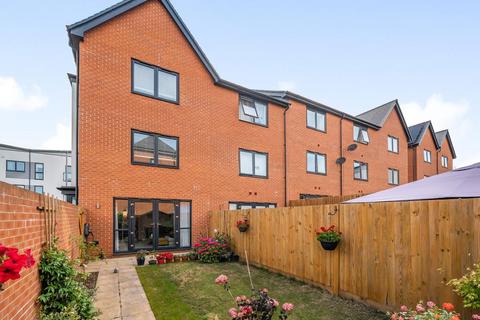 4 bedroom townhouse for sale, Reading,  Berkshire,  RG30