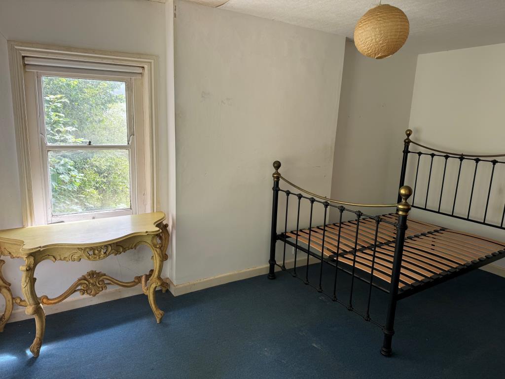 Bedroom with side view