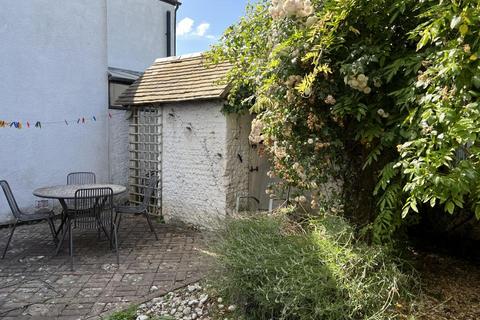 2 bedroom cottage for sale, 100 East Street, Selsey, Chichester, West Sussex