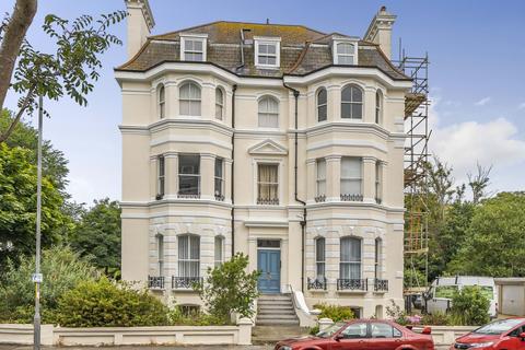 3 bedroom ground floor flat for sale, Clifton Crescent, Folkestone