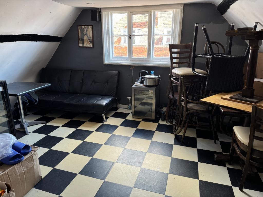 Second floor room front