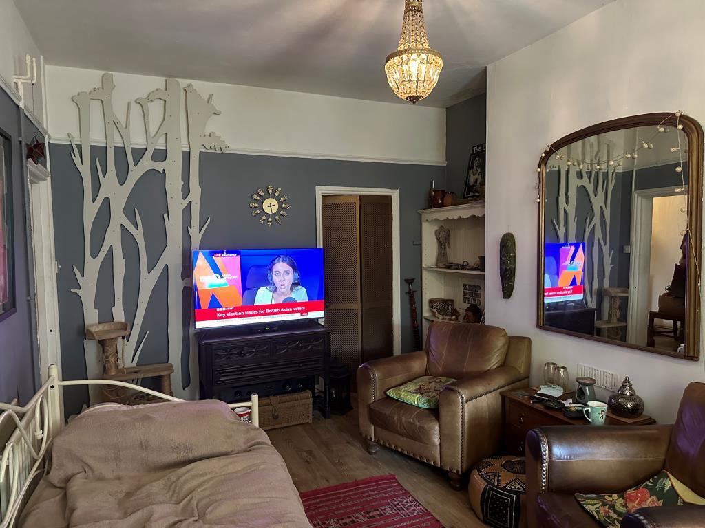 Basement Flat Lounge