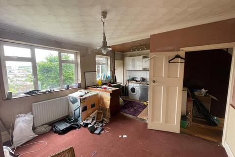 3 bedroom terraced house for sale, 174 Chatham Hill, Chatham, Kent