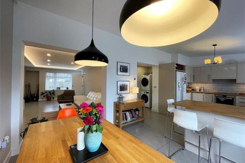 3 bedroom semi-detached house for sale, Red Lion Lane, London