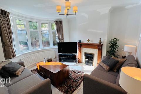 3 bedroom semi-detached house for sale, Somerset Avenue, Luton