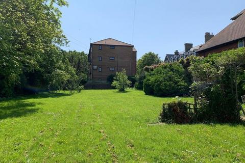 17 Sea Road, Westgate-on-sea, CT8 8SA