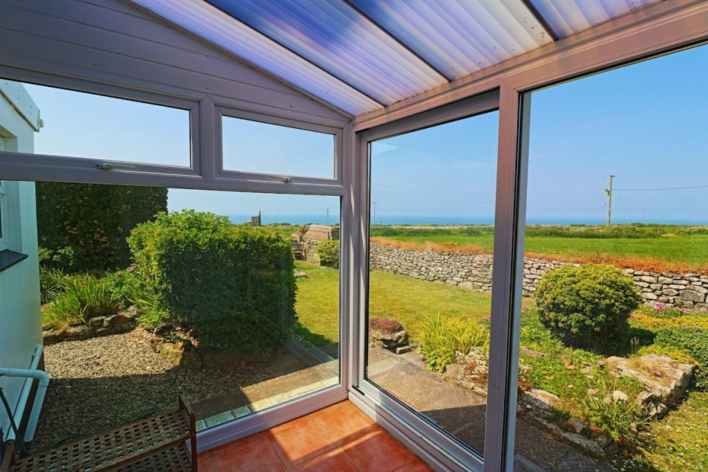 Rear sun porch