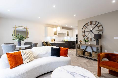 1 bedroom apartment for sale, Chewton Farm Road, Highcliffe, Christchurch , BH23